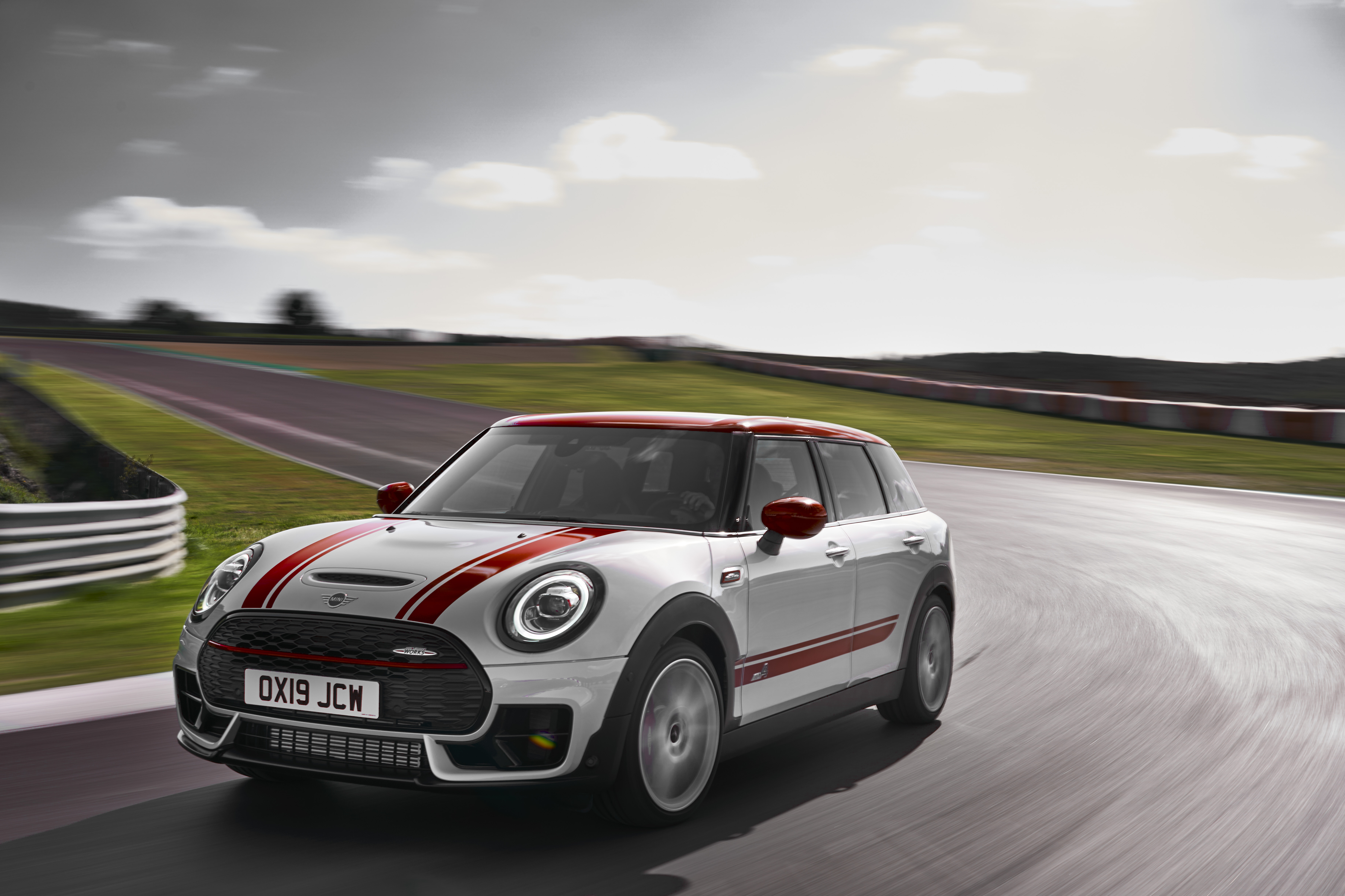 Nouveau MINI John Cooper Works Clubman et nouveau MINI John Cooper ...