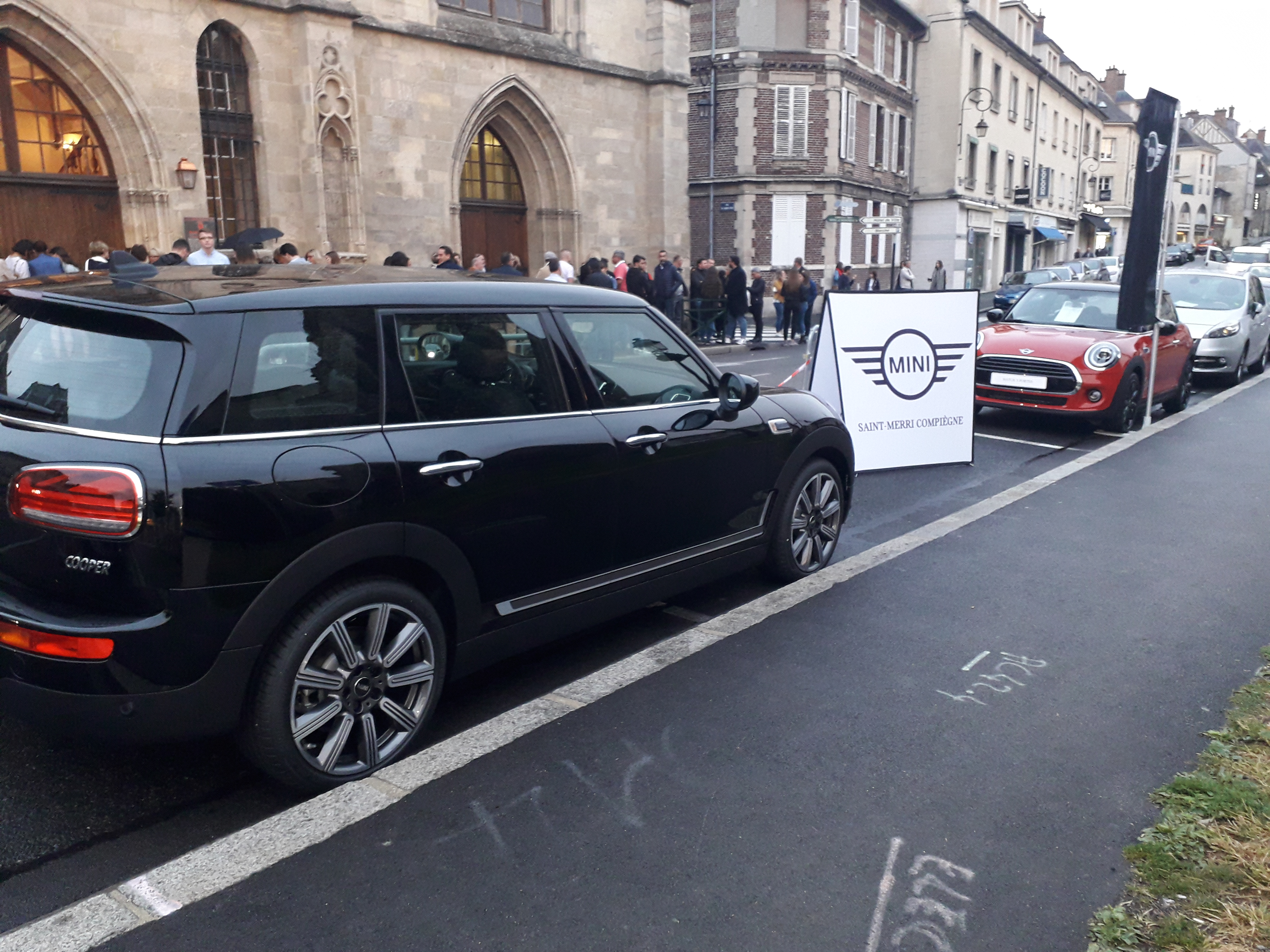 Défilé de mode avec l'association des commerçants de Compiègne et MINI