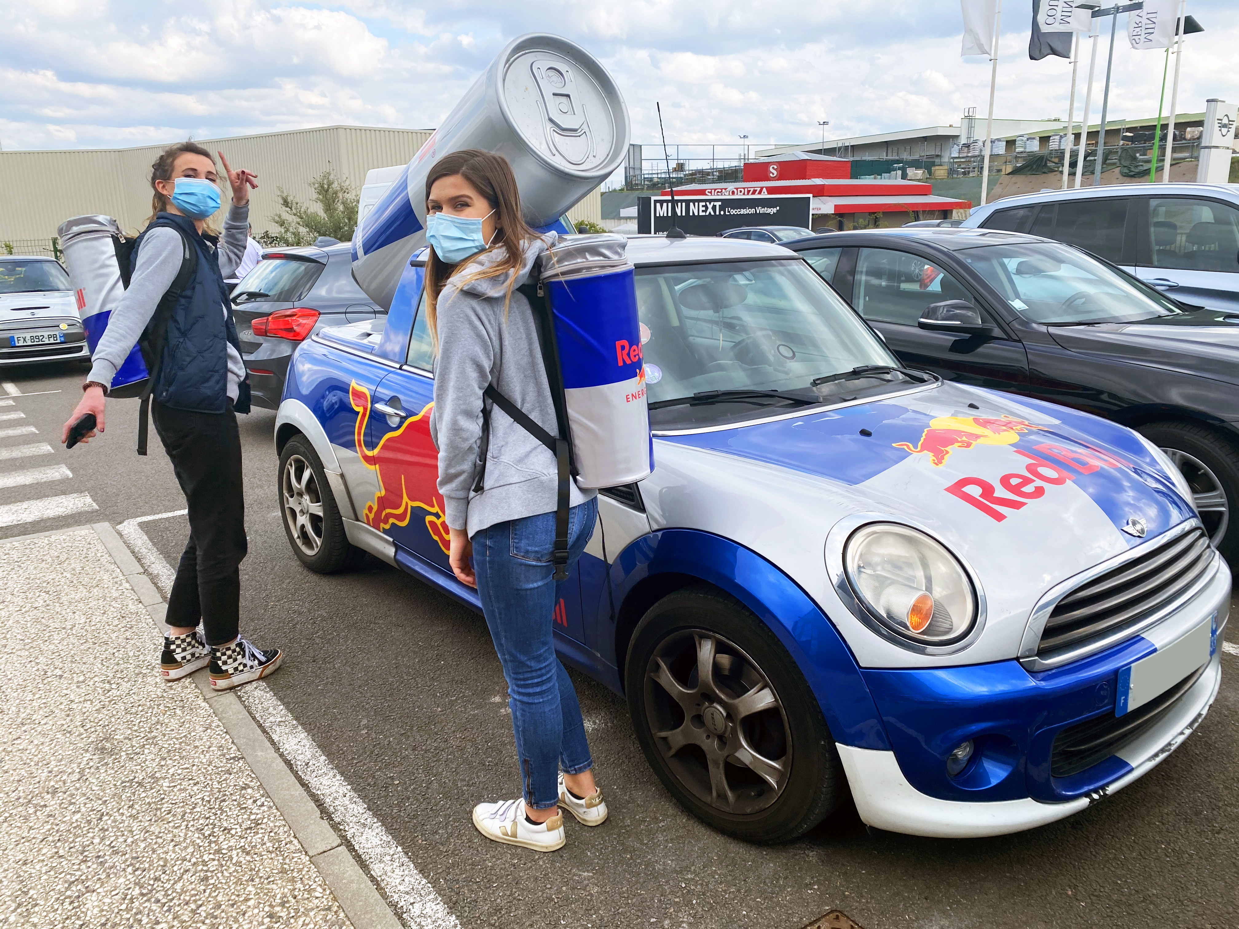 Red Bull Mini Car Hi-res Stock Photography And Images Alamy, 43% OFF