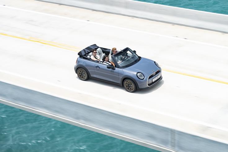 MINI Cooper Cabrio