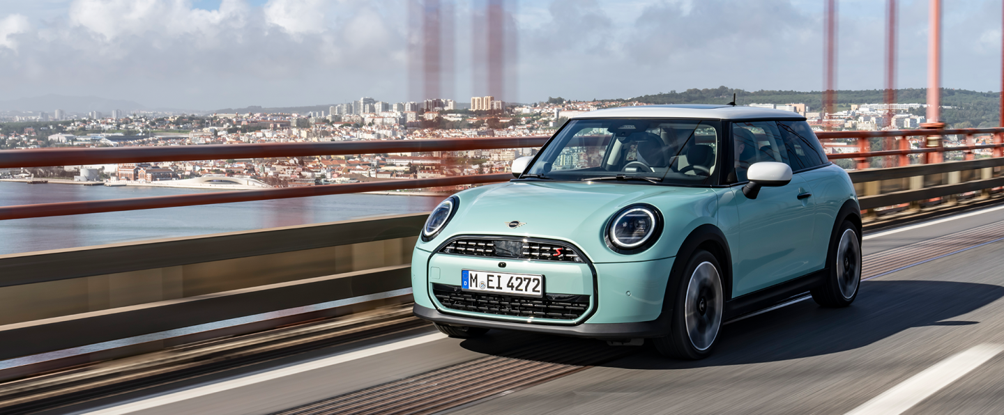 LA MINI COOPER 5 PORTES